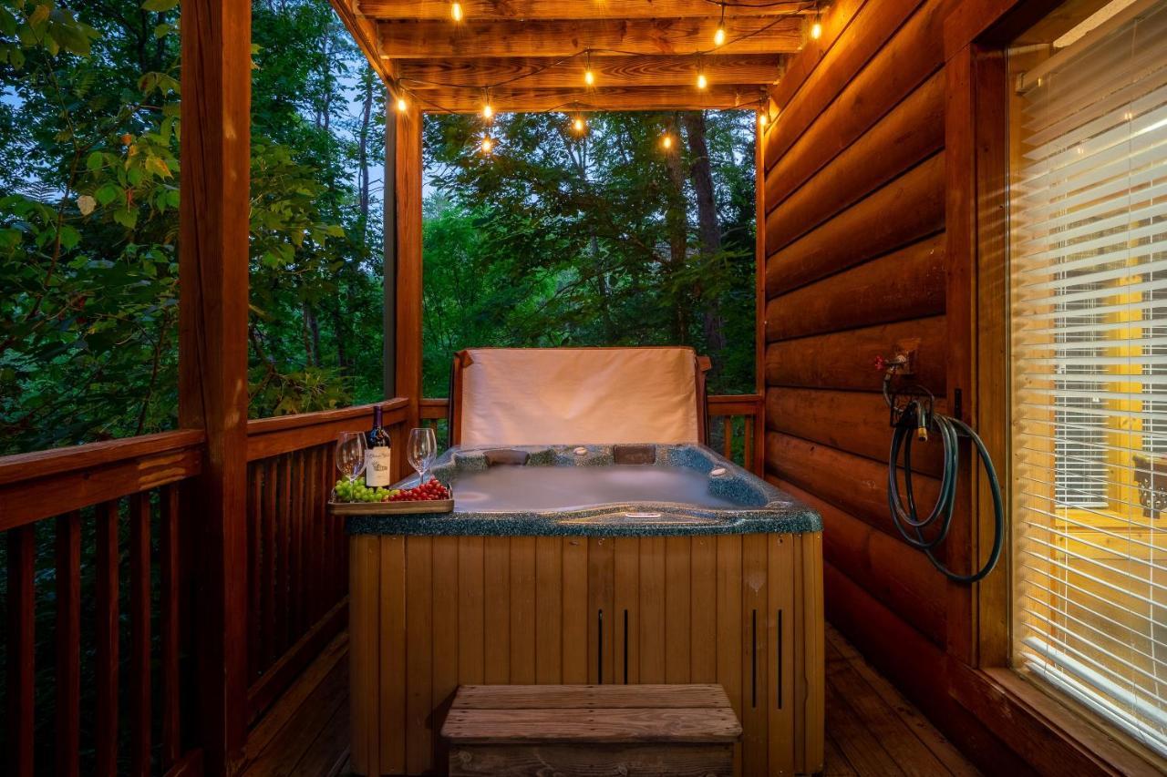 Cozy Log Cabin!! In Heart Of Pf & Close To The Smokies 鸽子谷 外观 照片