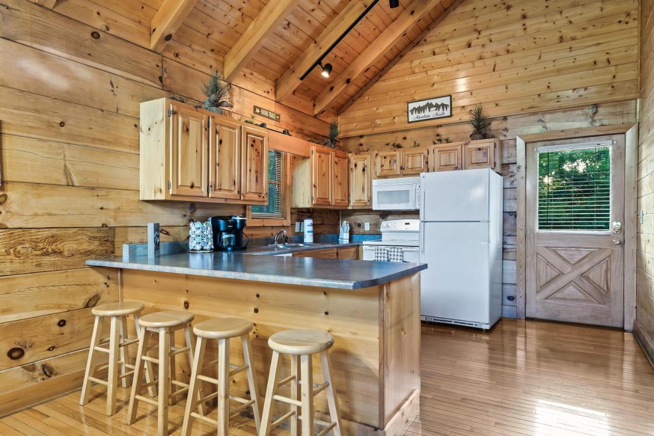 Cozy Log Cabin!! In Heart Of Pf & Close To The Smokies 鸽子谷 外观 照片