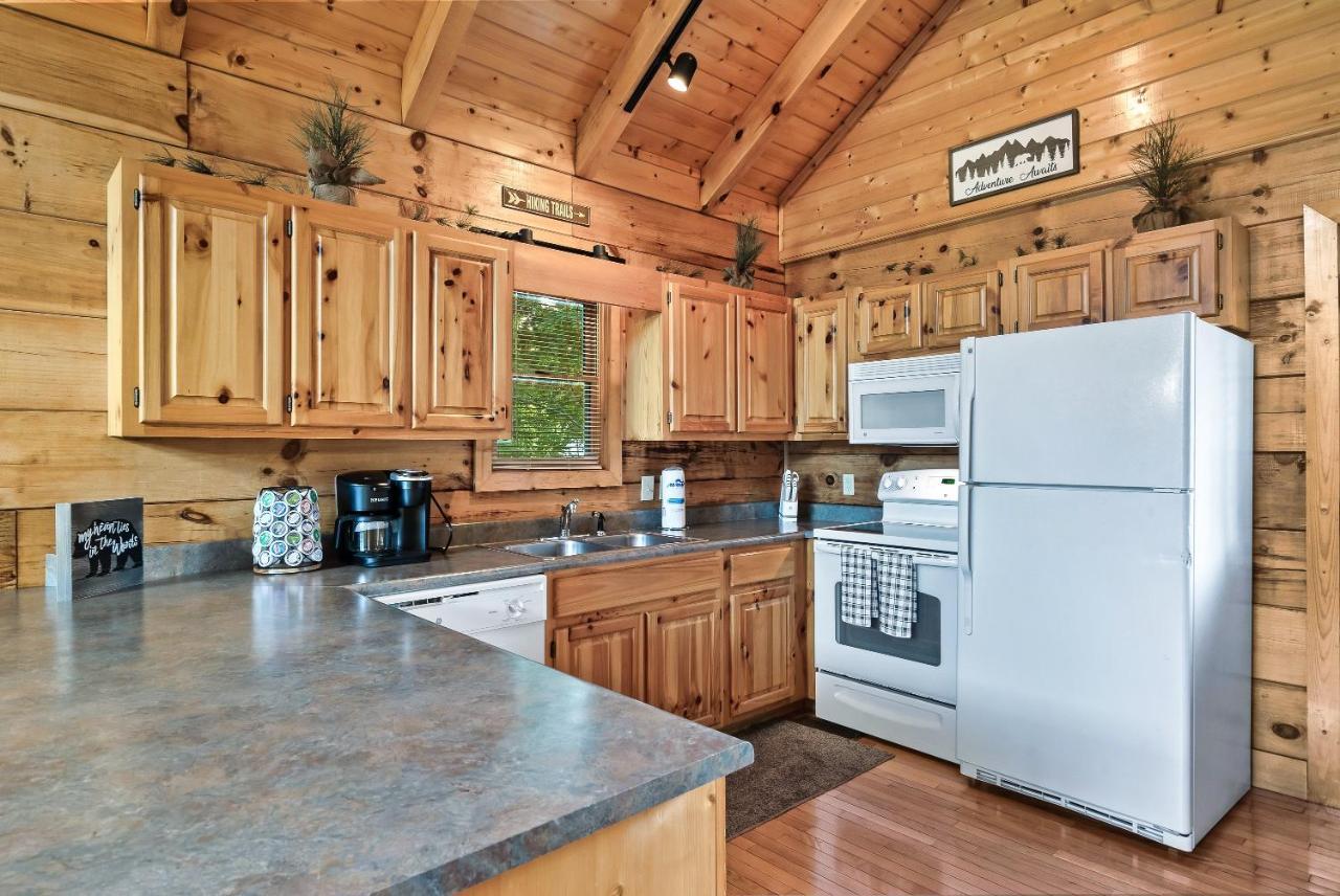 Cozy Log Cabin!! In Heart Of Pf & Close To The Smokies 鸽子谷 外观 照片